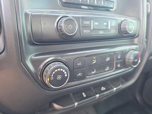 Used 2015 Chevrolet Silverado 2500 W/T w/ WT Convenience Package AWD/4WD image 14