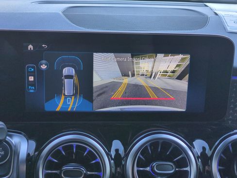 New 2026 Mercedes-Benz GLB 250 4MATIC image 12