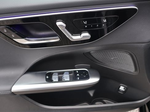 Certified 2025 Mercedes-Benz C 300 Sedan image 14