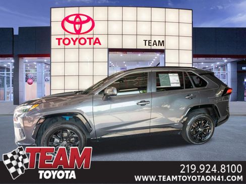 Used 2024 Toyota RAV4 SE w/ Convenience Package AWD/4WD image 1