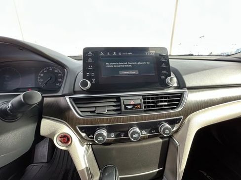 Used 2019 Honda Accord EX-L image 17