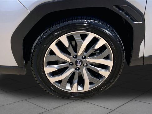 Used 2025 Subaru Forester Touring AWD/4WD image 10