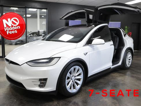 Used 2020 Tesla Model X Long Range AWD/4WD image 1