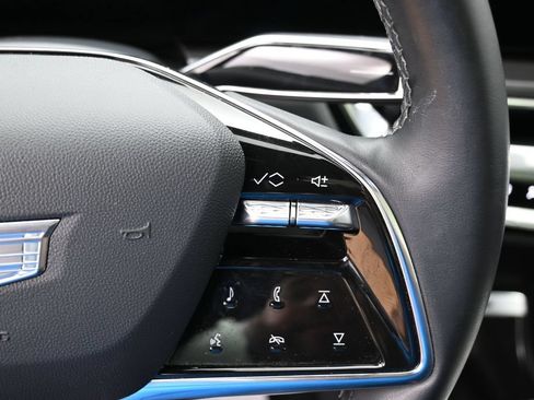 Used 2024 Cadillac Lyriq Tech RWD image 20