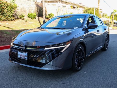 New 2026 Nissan Sentra SR image 8