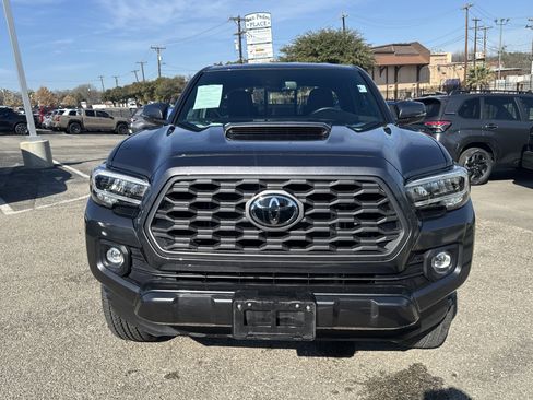 Used 2023 Toyota Tacoma TRD Sport image 8