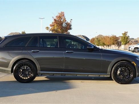 Used 2022 Mercedes-Benz E 450 4MATIC All-Terrain Wagon image 10