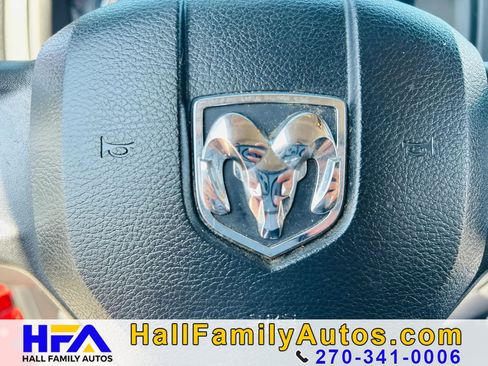 Used 2016 RAM 1500 Express AWD/4WD image 23