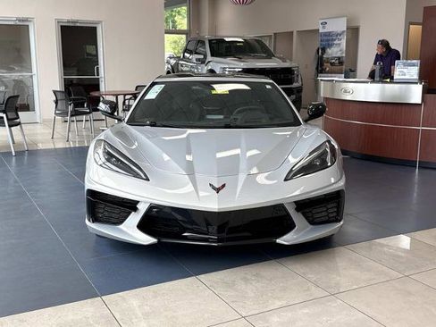 Used 2023 Chevrolet Corvette Stingray Preferred Cpe w/ 2LT RWD image 2