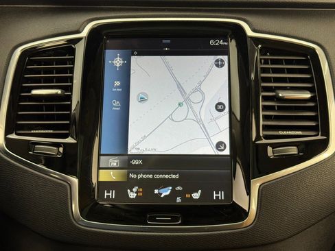 Used 2016 Volvo XC90 T6 Momentum w/ Momentum Plus Package image 23