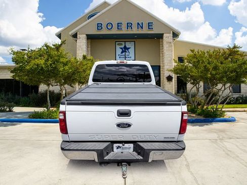 Used 2016 Ford F250 XL w/ Power Equipment Group AWD/4WD image 4