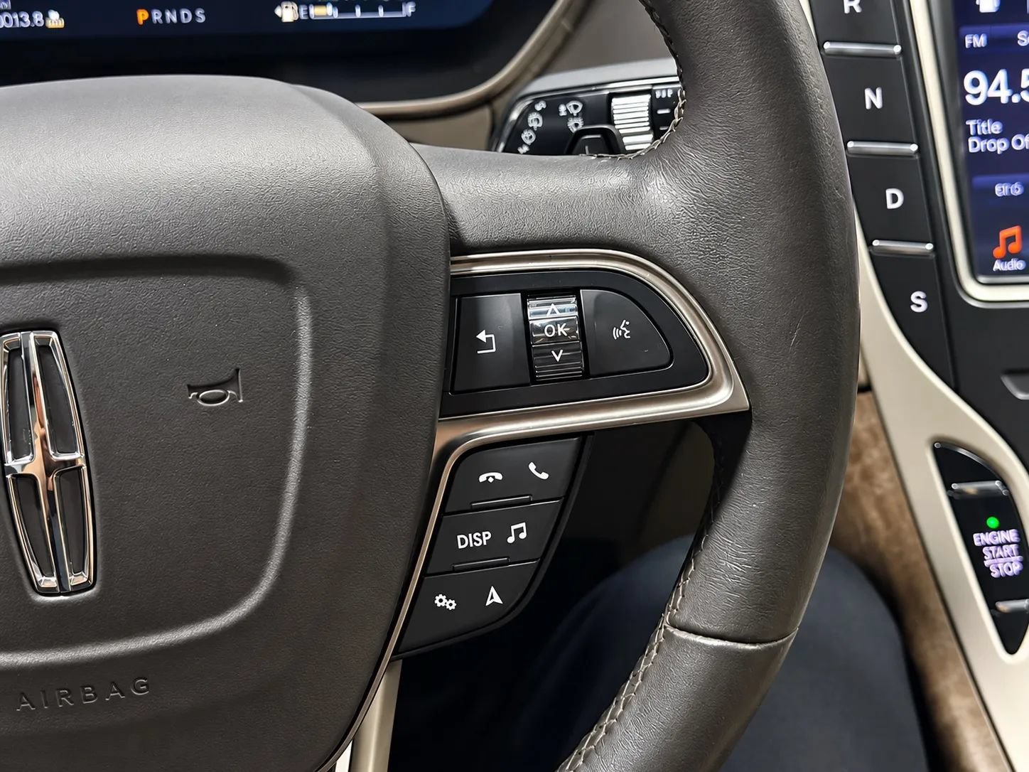 Used 2019 Lincoln Nautilus Reserve w/ Driver Assistance Package FWD image 33