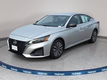 Used 2024 Nissan Altima 2.5 SV