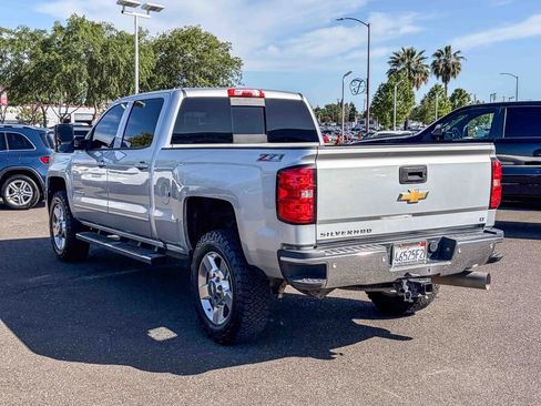 Used 2017 Chevrolet Silverado 2500 LT w/ LT Convenience Package AWD/4WD image 2