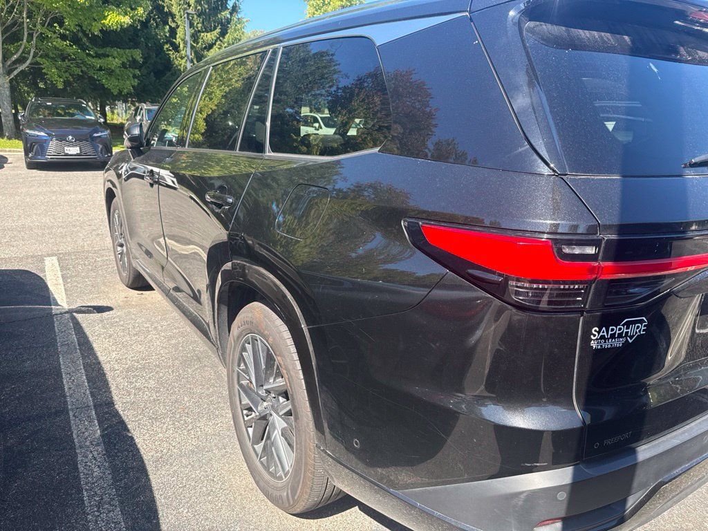 Used 2025 Lexus TX 350 AWD w/ Technology Package image 4