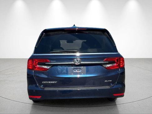 Used 2022 Honda Odyssey Elite image 4