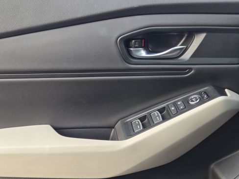 Used 2023 Honda Accord EX image 24