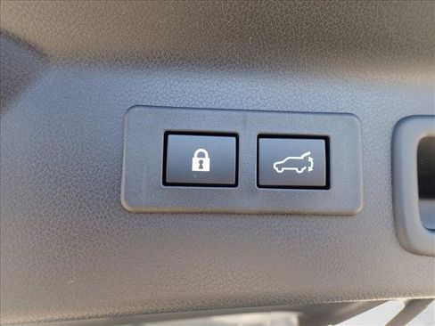 New 2026 Subaru Forester Touring AWD/4WD image 9