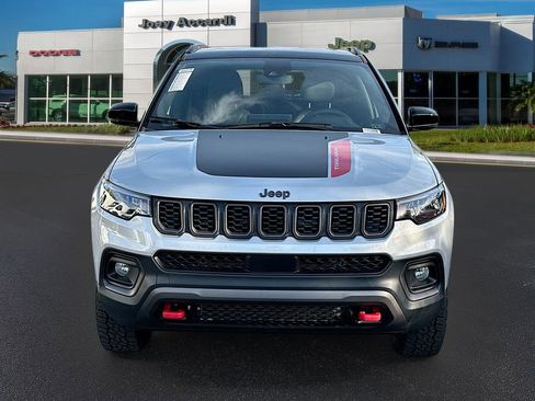New 2026 Jeep Compass Trailhawk w/ Trailer Tow Group AWD/4WD image 2