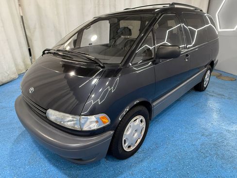 Used 1995 Toyota Previa DX image 5