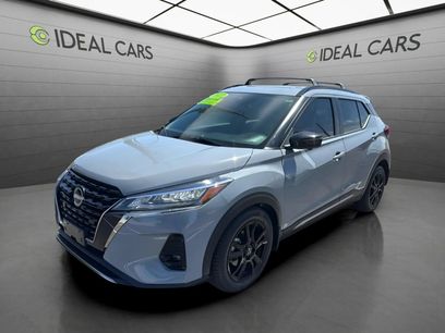 Used 2022 Nissan Kicks SR w/ Premium Package