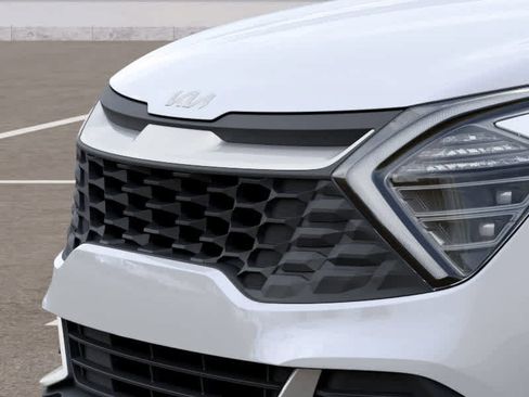New 2025 Kia Sportage LX image 12