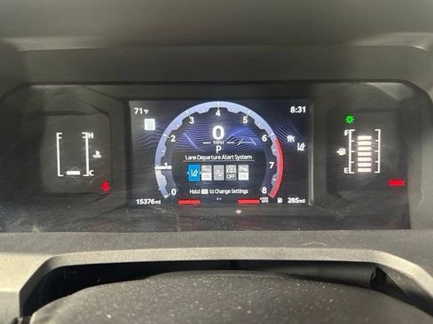 Used 2025 Toyota Tacoma SR5 AWD/4WD image 19