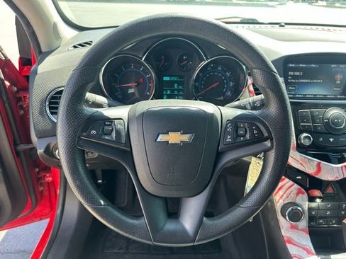 Used 2015 Chevrolet Cruze LT FWD image 6