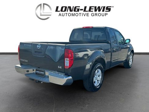 Used 2010 Nissan Frontier SE w/ SE Value Truck Pkg image 7