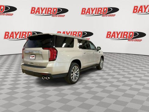 Used 2021 GMC Yukon XL Denali w/ Denali Ultimate Package AWD/4WD image 8