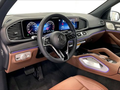 New 2026 Mercedes-Benz GLS 450 4MATIC image 8