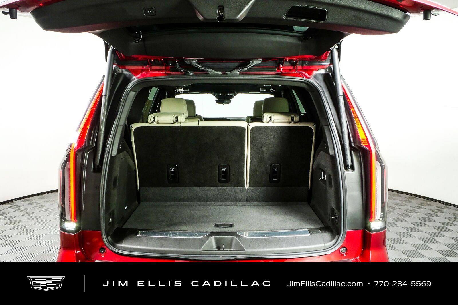 Used 2024 Cadillac Escalade Sport w/ Touring Package RWD image 32