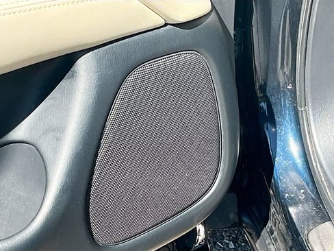 Used 2019 INFINITI QX60 Luxe w/ Essential Package FWD image 19