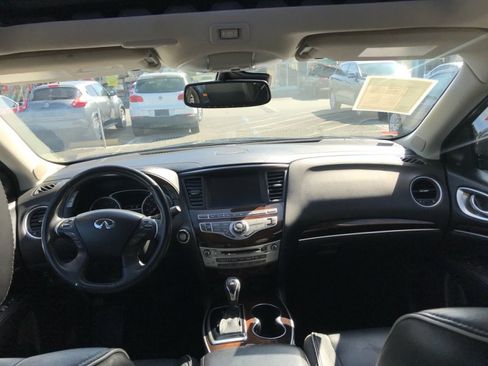 Used 2018 INFINITI QX60 Luxe w/ Deluxe Technology Package image 18