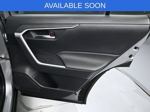 Used 2022 Toyota RAV4 XLE Premium AWD/4WD image 34