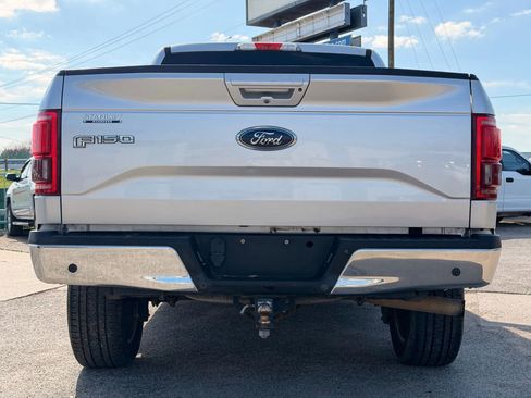 Used 2015 Ford F150 Lariat w/ Equipment Group 501A Mid image 4