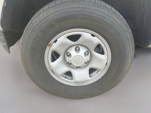 Used 2022 Toyota Tacoma SR AWD/4WD image 28