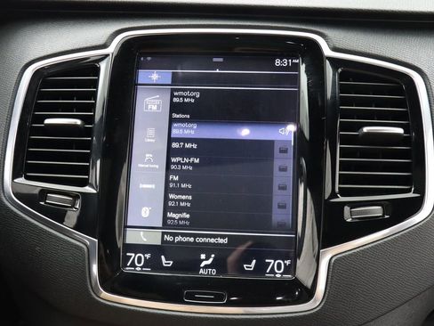 Used 2017 Volvo XC90 T6 Momentum w/ Vision Package image 25