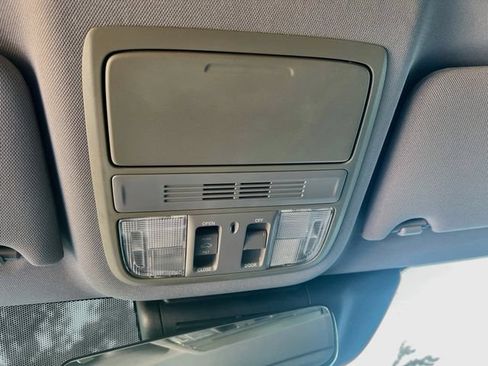 Used 2018 Honda Accord EX-L image 20