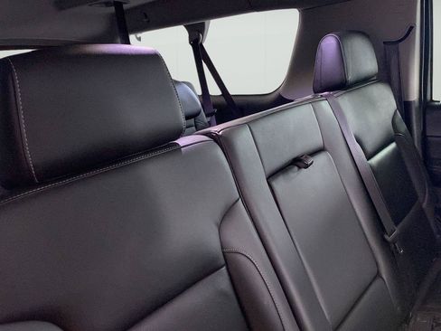 Used 2015 Chevrolet Suburban LT AWD/4WD image 36