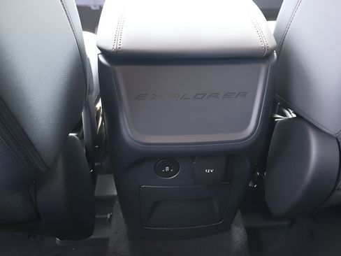New 2026 Ford Explorer Active AWD/4WD image 22