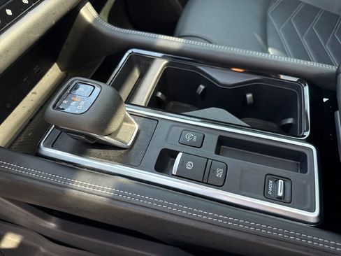 Certified 2024 Nissan Pathfinder Platinum w/ Cargo Package image 25