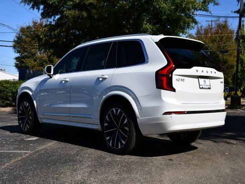 New 2026 Volvo XC90 B6 Ultra image 5