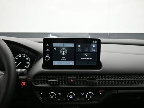 Certified 2026 Honda HR-V Sport image 43