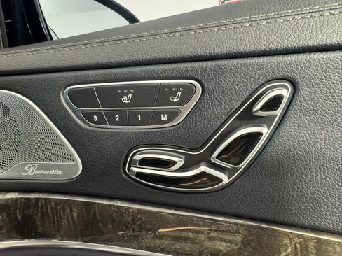 Used 2017 Mercedes-Benz S 550 4MATIC Sedan image 41