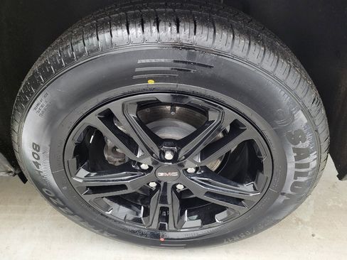 Used 2022 GMC Terrain AT4 AWD/4WD image 31