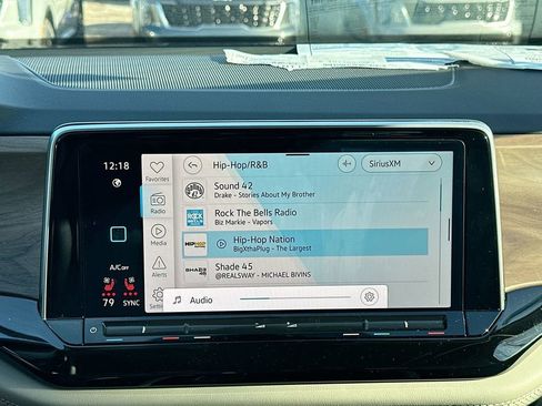 New 2025 Volkswagen Atlas SE image 43