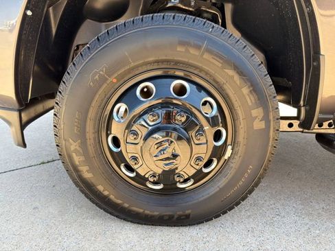 New 2026 RAM 3500 Big Horn AWD/4WD image 14