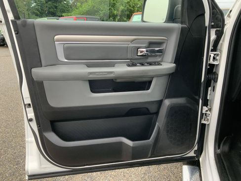 Used 2016 RAM 1500 Big Horn AWD/4WD image 18