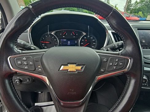 Certified 2020 Chevrolet Equinox LT FWD image 11